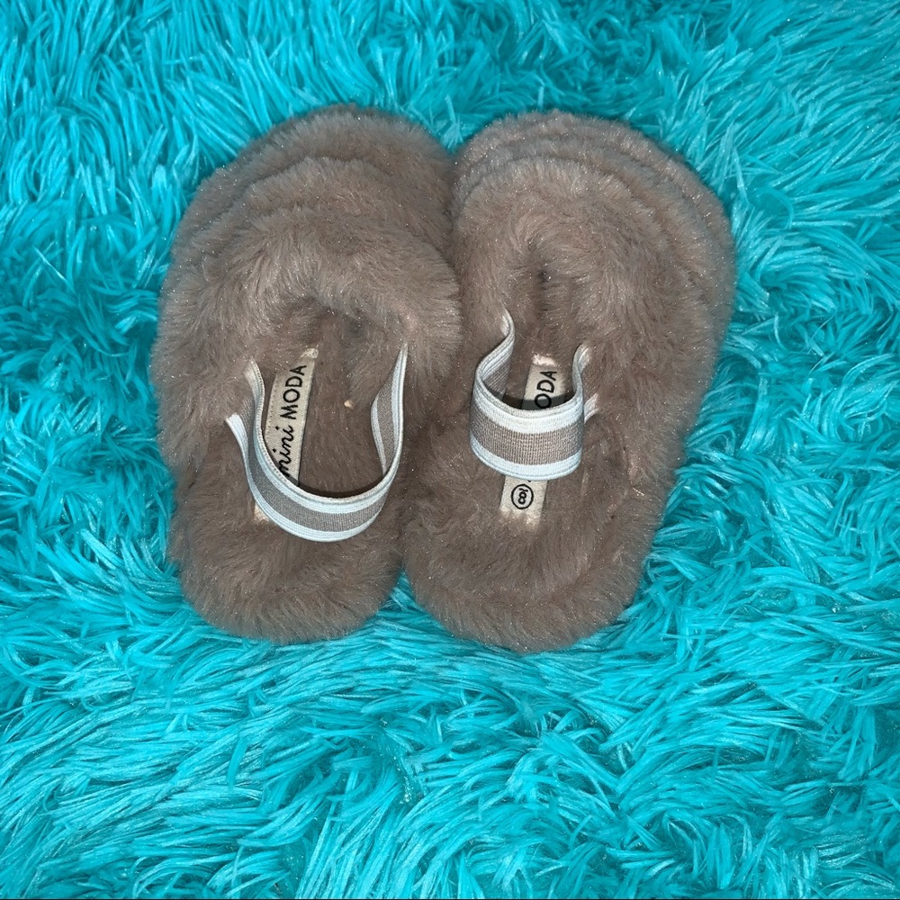 Mini Moda Furry slips - Picture 5 of 9